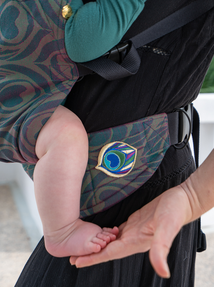 artipoppe baby carrier