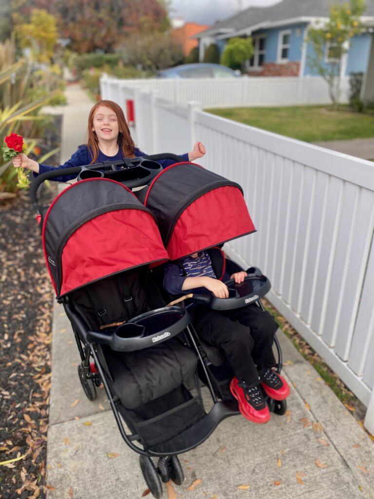 Kolcraft cloud store double stroller