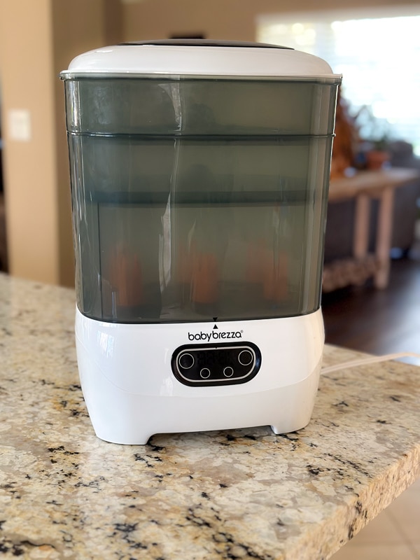 Review: Baby Brezza Formula Pro