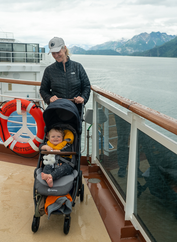 Everything to Know About Traveling with Metro+ - Ergobaby Blog