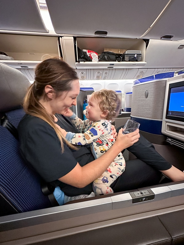 flying united with a baby